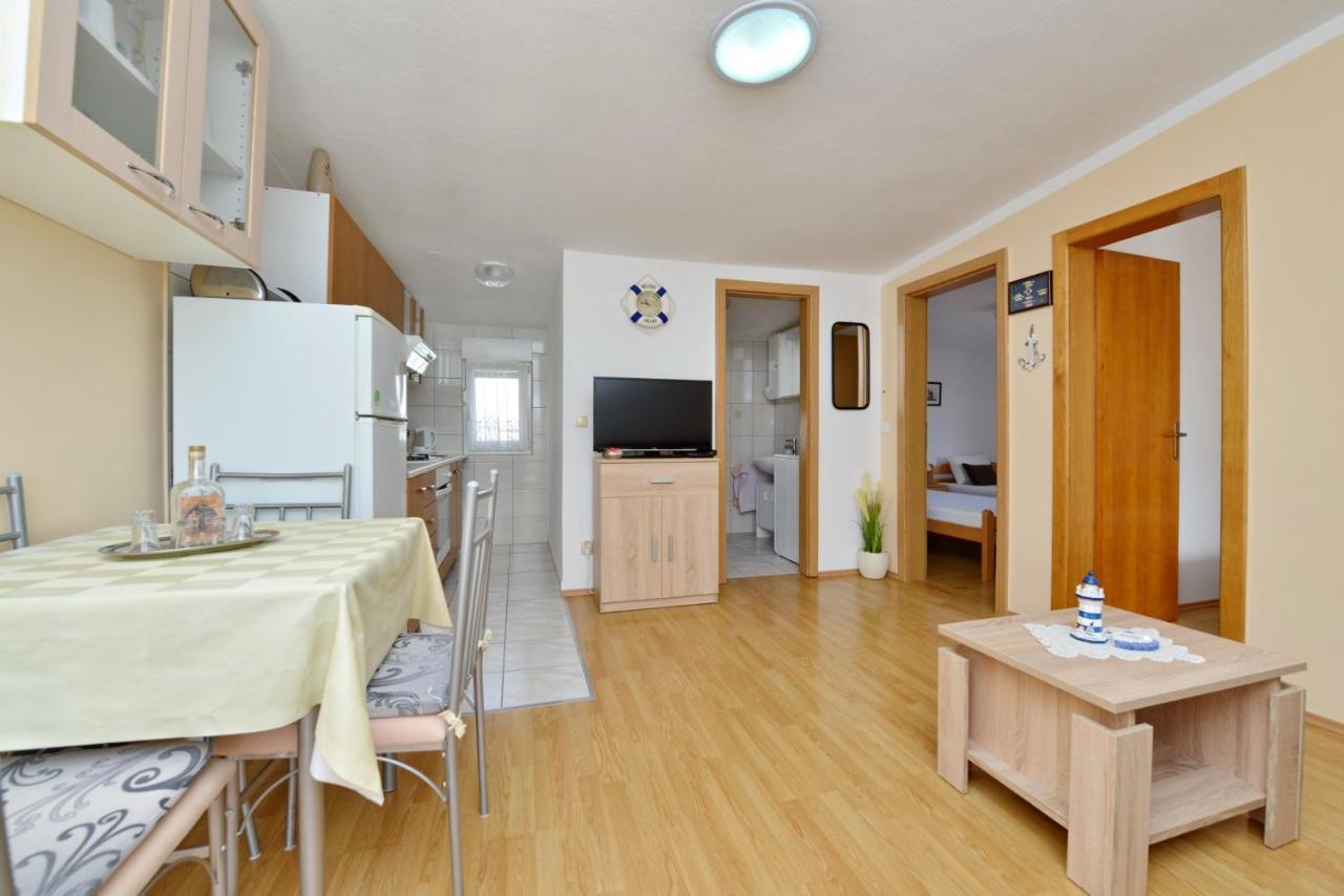 Apartment Nada Vir Exterior photo