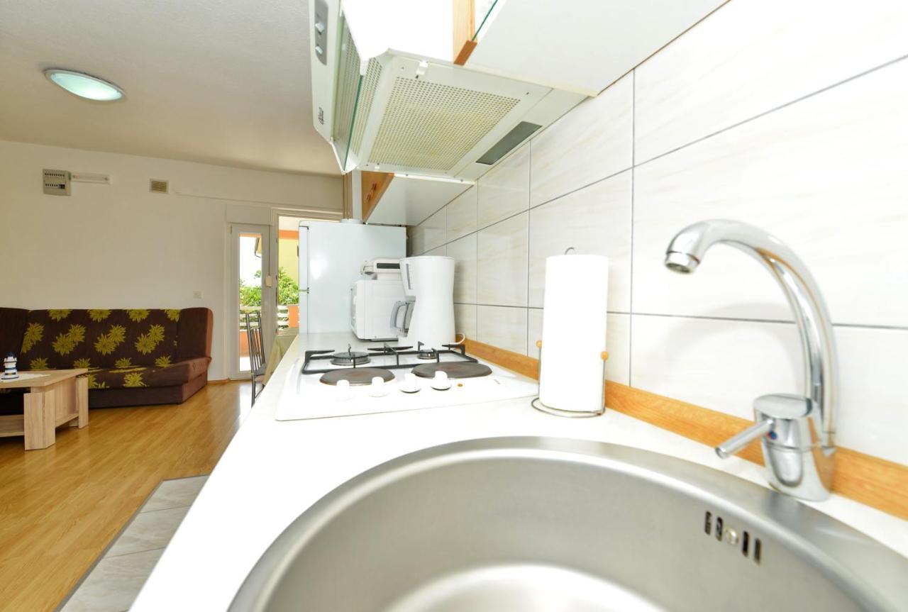 Apartment Nada Vir Exterior photo