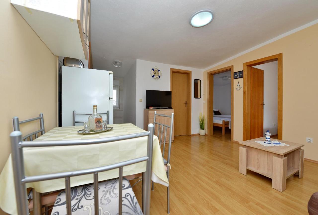 Apartment Nada Vir Exterior photo